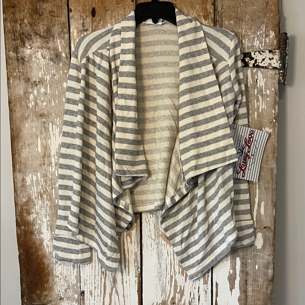 Lucy Love Gray and Cream Knit Sweater